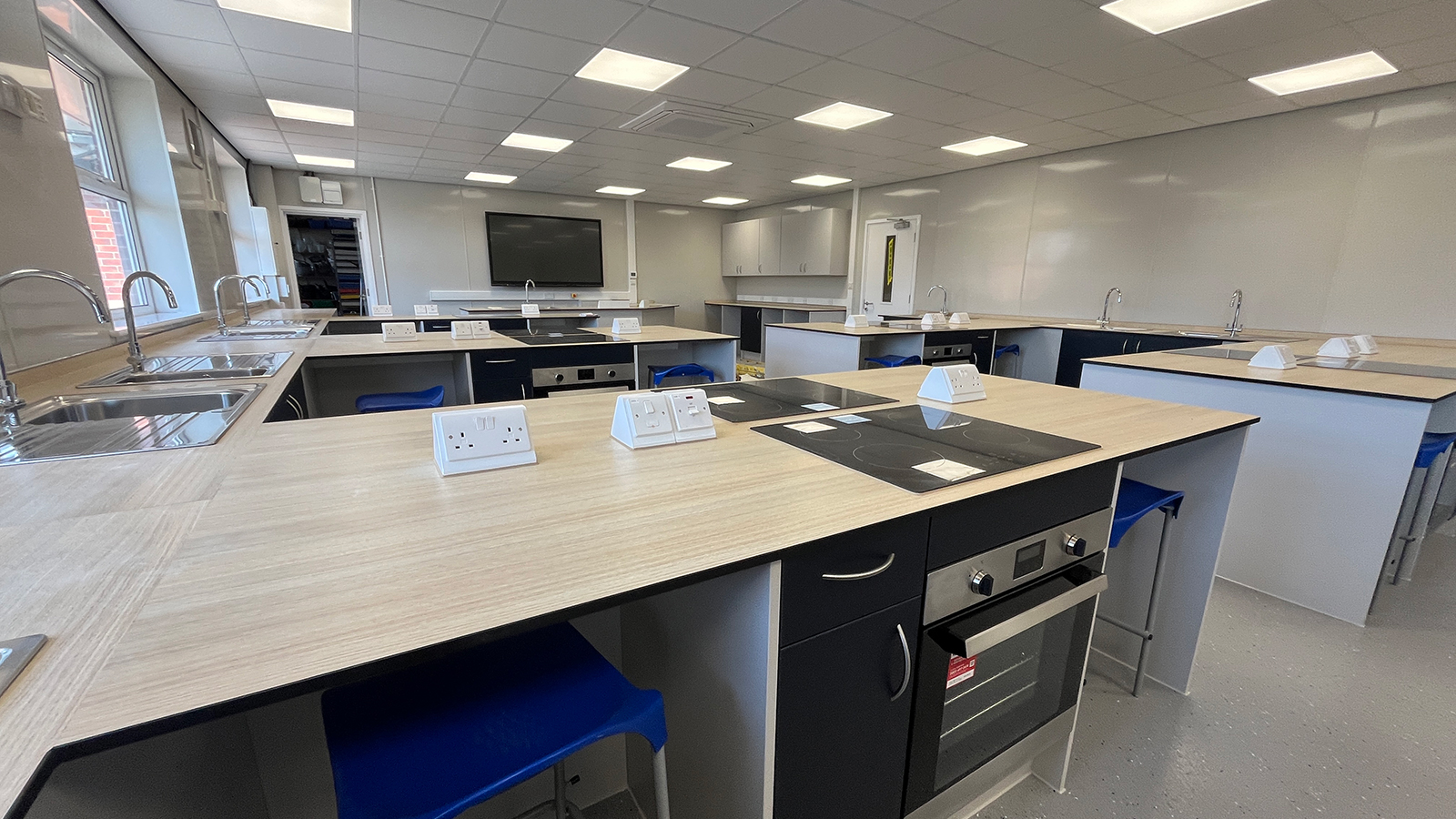 Rhyddings School in Hyndburn: Food Technology Classroom Refurbishment